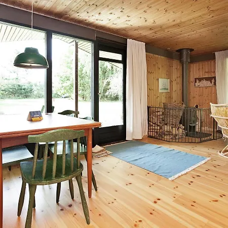 Two-bedroom Holiday In 7 Dom wakacyjny *