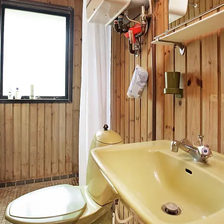 Two-bedroom Holiday In 7 *