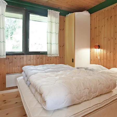 Two-bedroom Holiday In 7 Kalundborg